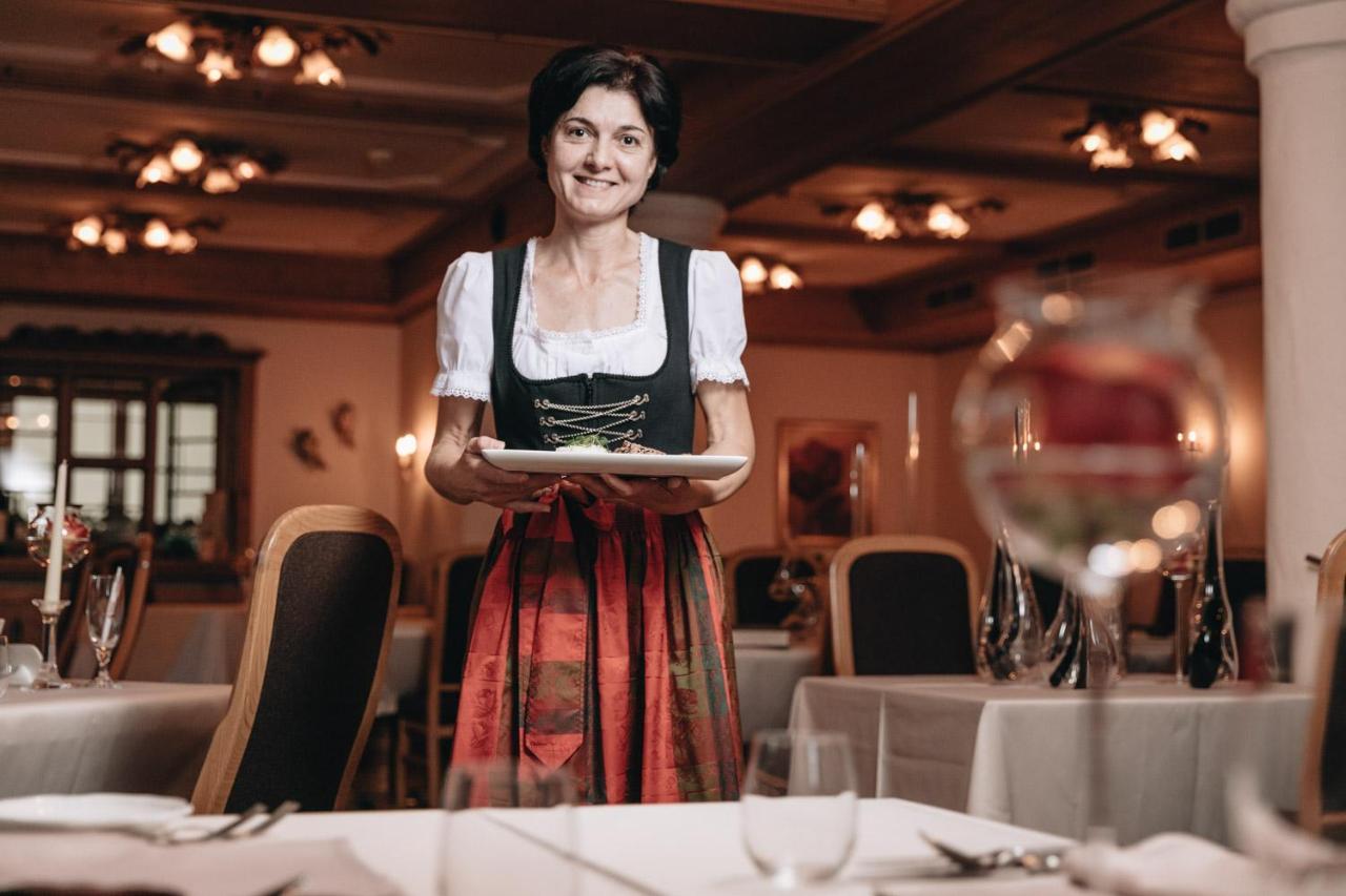 Der Greil - Wein & Gourmethotel Зёлль Экстерьер фото